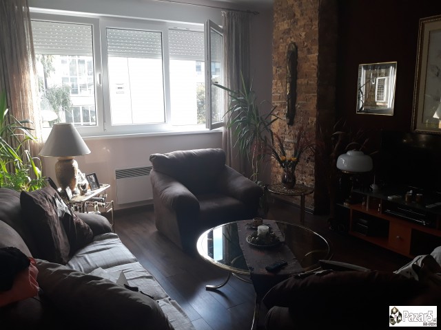 СЕ ПРОДАВА СТАН ВО ЦЕНТАР