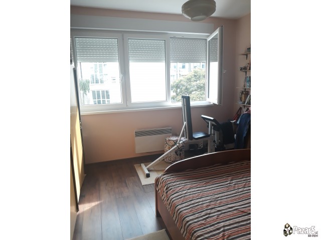 СЕ ПРОДАВА СТАН ВО ЦЕНТАР