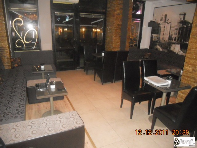 Se Izdava Kaffe Bar Intermezzo-malo