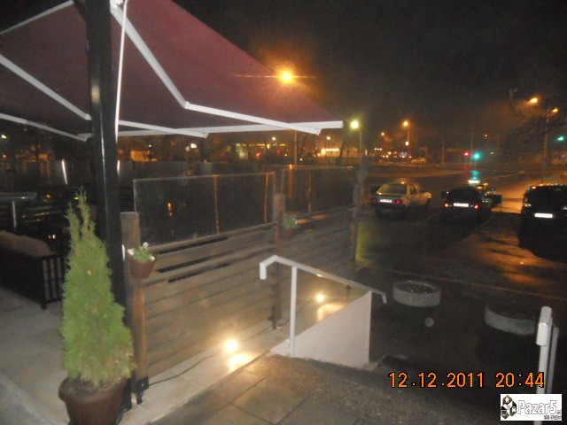 Se Izdava Kaffe Bar Intermezzo-malo