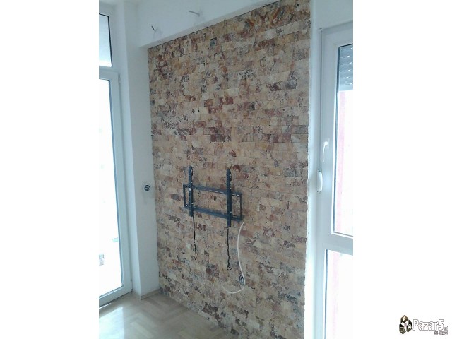 КАМЕН ВО ДОМОТ