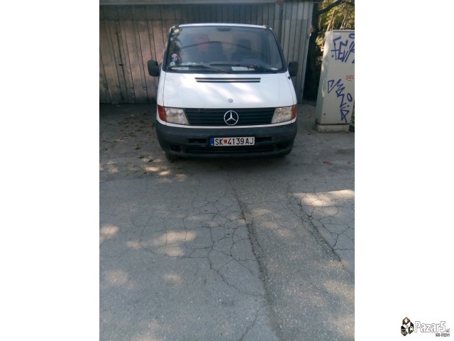 Kombe Mercedes Vito
