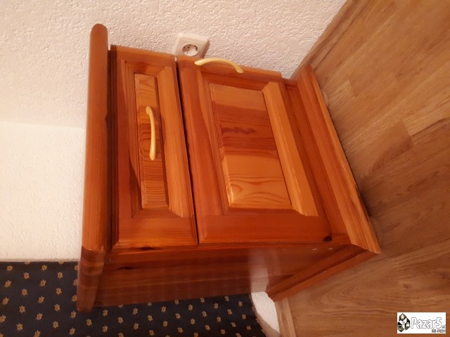 Se Prodava Spalna Soba