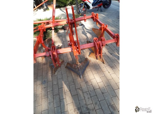 Лесковачки плуг