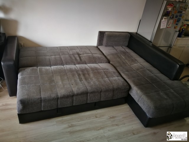 Se Prodava Agolna Garnitura