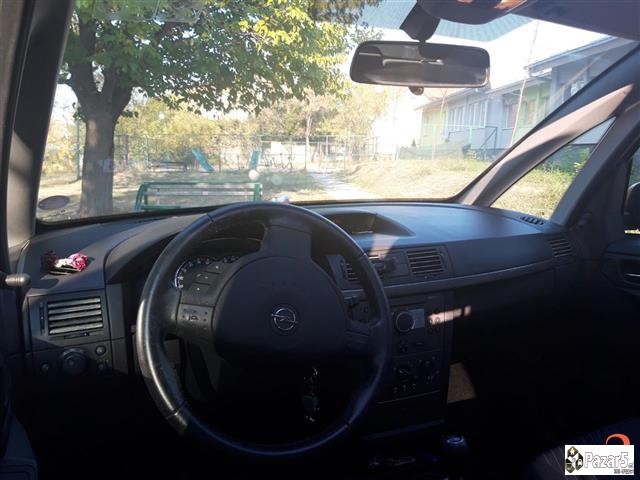 Se Prodava Opel Meriva 1.3