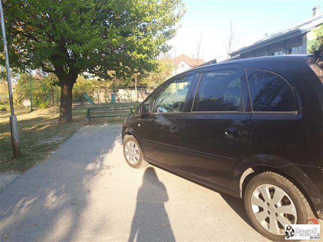 Se Prodava Opel Meriva 1.3