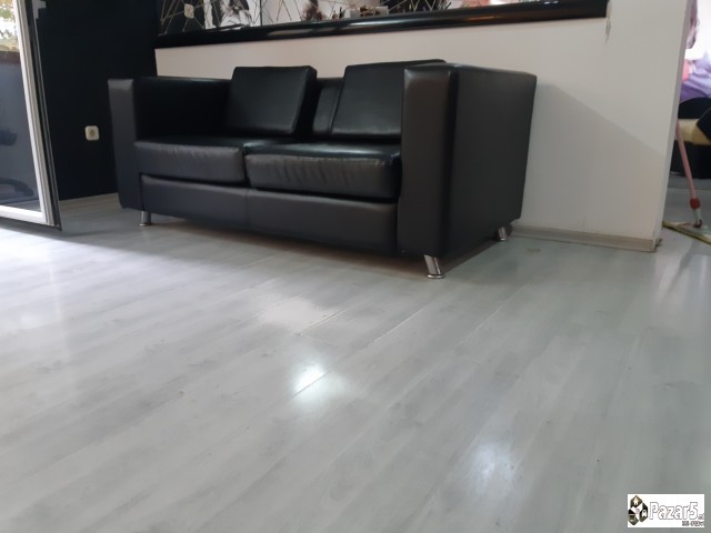 Dvosed Stolcinja I Masicka Komplet