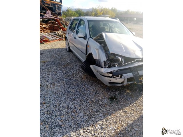 Се продава голф