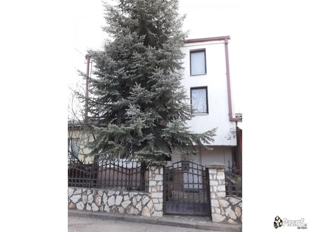   Se Prodava Ili Izdava