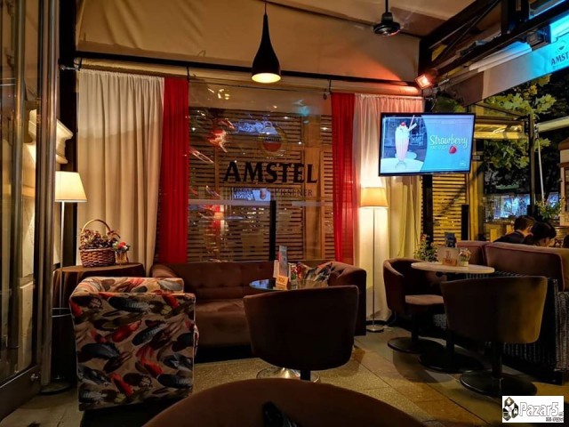 Se Otstapuva Kafe Bar Vo Centarot Na Skopje