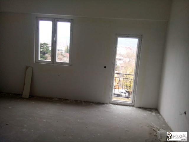 Продавам стан