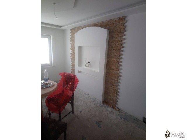 МЕРМЕР И ДЕКОРАТИВЕН КАМЕН