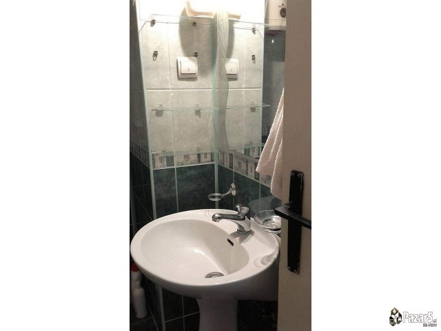 Издавам стан