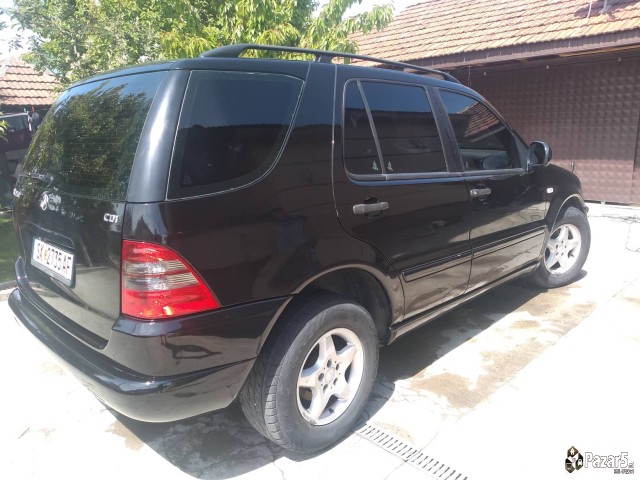 Mercedes-benz Ml 270cdi Vo Top Sostojba