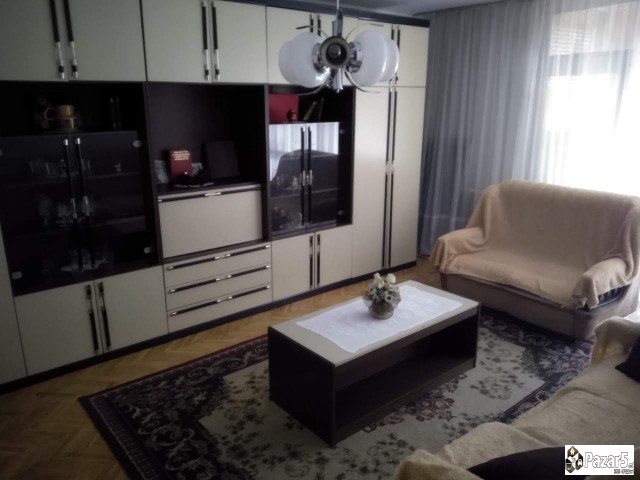 Се продава стан во Центар