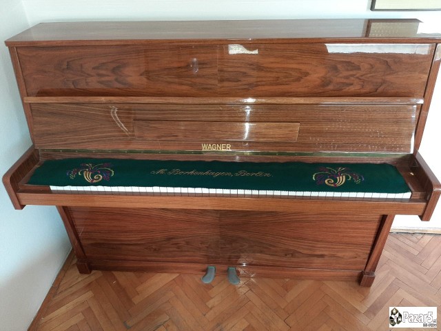 Wagner Piano