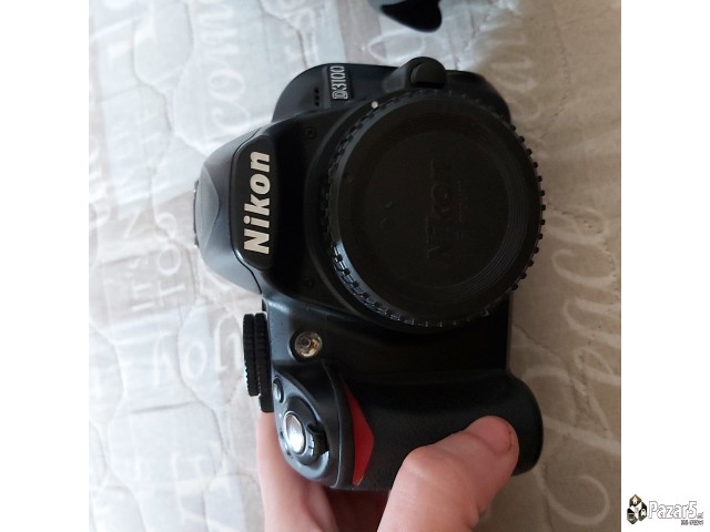 Nikon D3100
