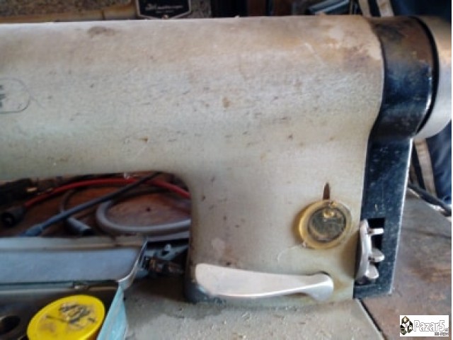 Машина за шиење Pfaff