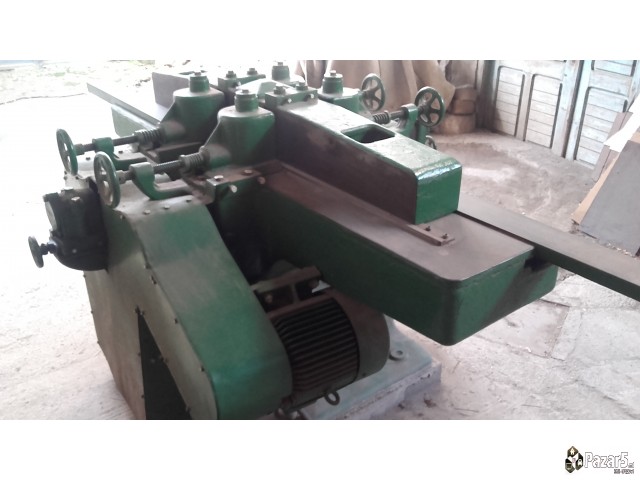 Old Timer Masina Izrabotka Na Parket