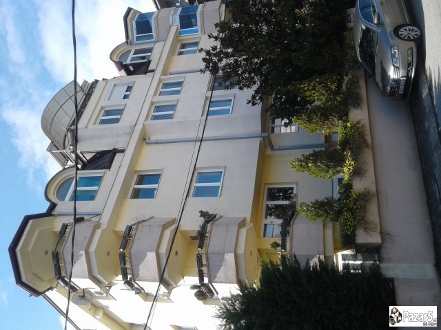 Se Izdava Stan Vo Crnice