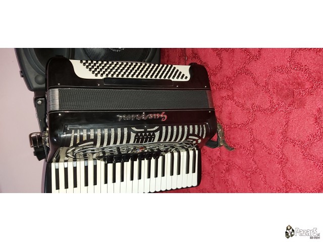 Se Prodava Harmonika