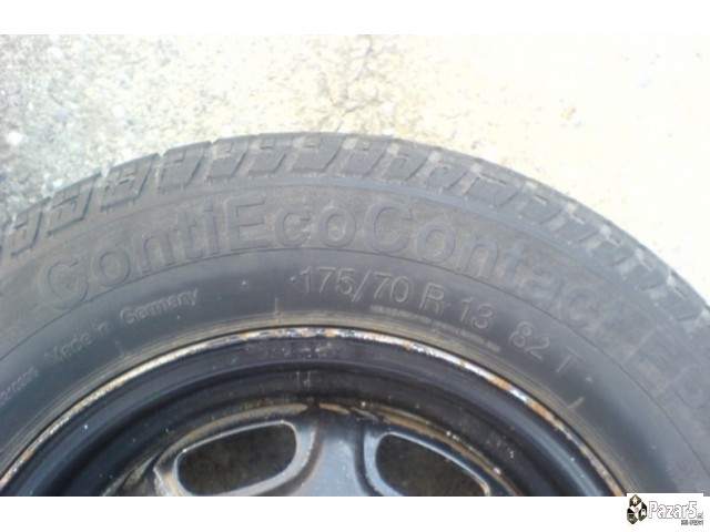 Продавам 2 гуми Continental 175/70 R13 Contiecocon