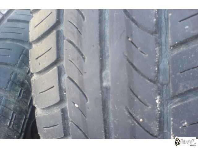 Продавам 2 гуми Continental 175/70 R13 Contiecocon