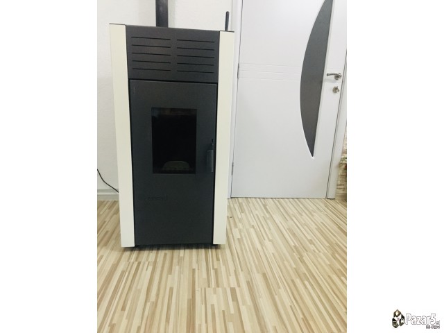 Се продава голема куќа