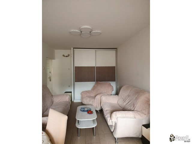 СЕ ИЗДАВА 2-СОБЕН СТАН ВО КАРПОШ 3