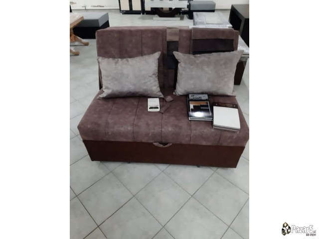  Две фотејли