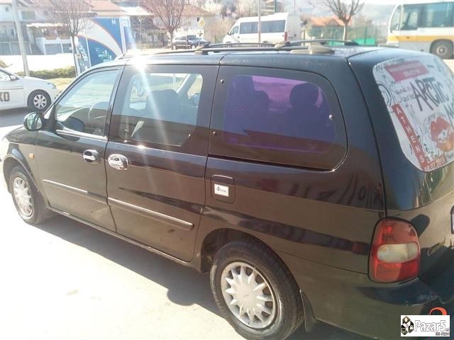Kia Carnival 2.9 Td