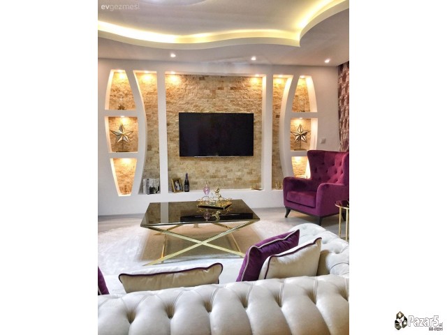 ПРИРОДЕН УКРАСЕН КАМЕН