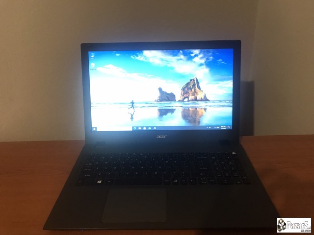 Laptop Acer Aspire E5-573g