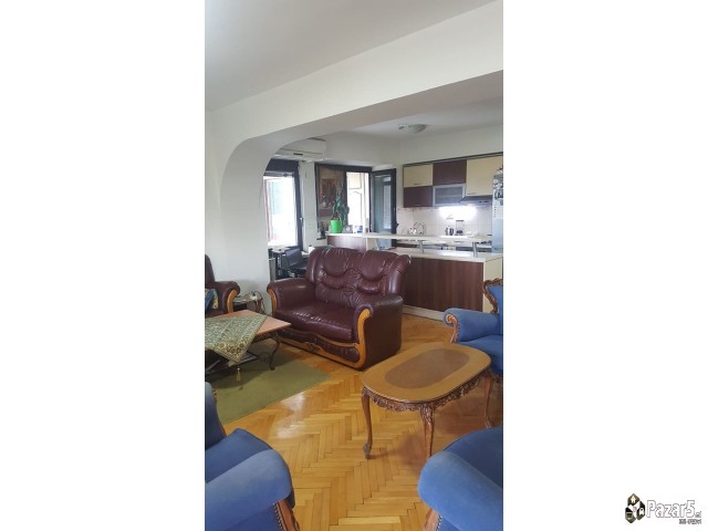 КОМФОРЕН СТАН ВО ПОРТА ВЛАЕ