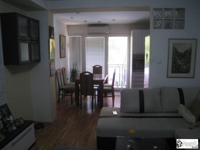 СЕ ПРОДАВА ЧЕТВОРОСОБЕН СТАН ВО КИСЕЛА ВОДА