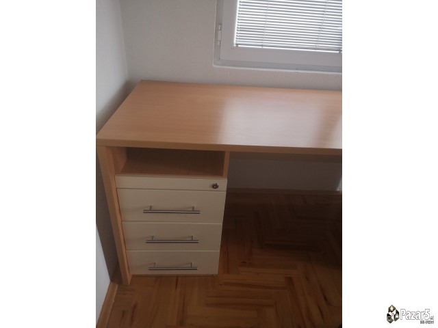 Се продава работно биро поволно