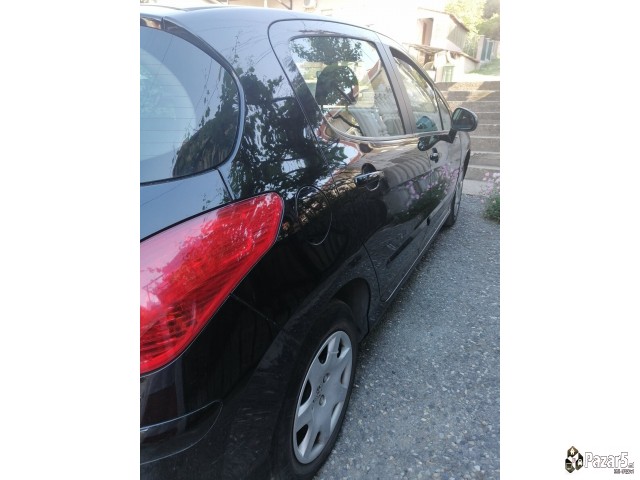 Се продава Peugeot 308 1,6 Hdi 90 Ks.