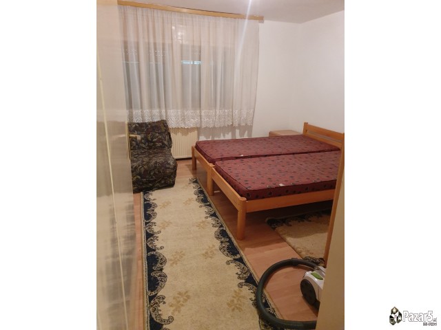 Se Iznajmuva Stan Na Prizemje Vo Zelezara