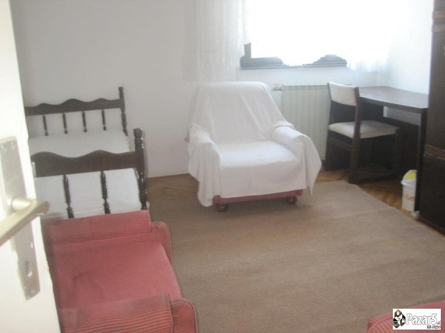 Стан во Аеродром за издавање