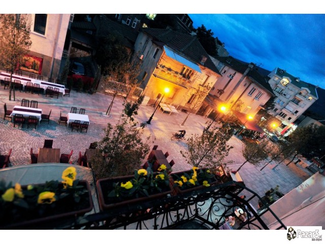 Издавам простор во Боемска улица