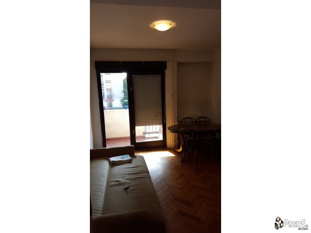 Се издава стан во Автокоманда