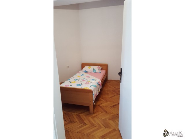 Се издава стан во Автокоманда