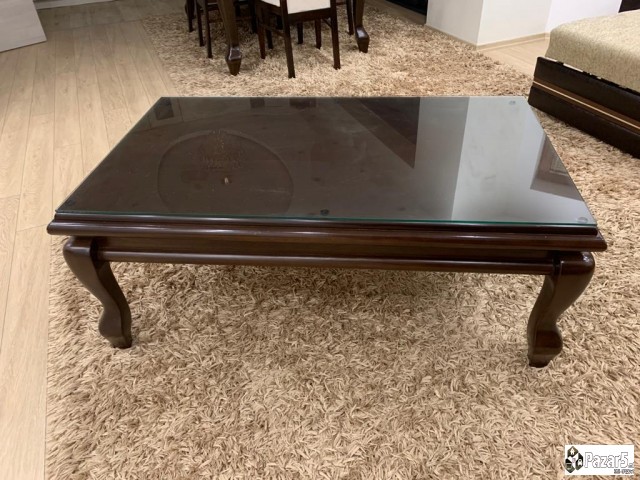 Se Prodava Trepezariska Masa So 6 Stolici I Mala M