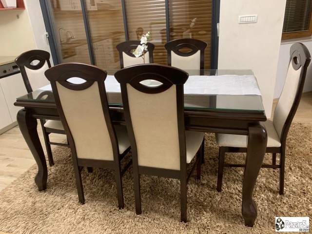 Se Prodava Trepezariska Masa So 6 Stolici I Mala M