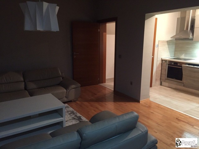 Moderno Opremen, Renoviran Stan Od 57m, Do Vero Ce