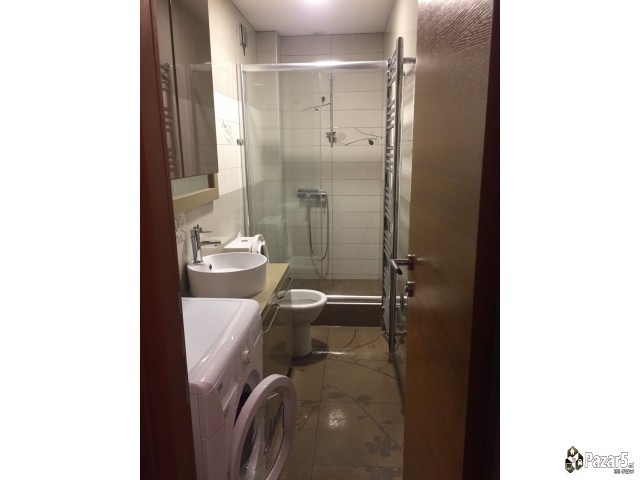 Moderno Opremen, Renoviran Stan Od 57m, Do Vero Ce