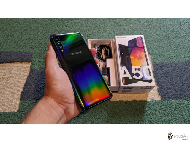 Kako Nov! Samsung A50 Black 4/128gb Sim Free Full 