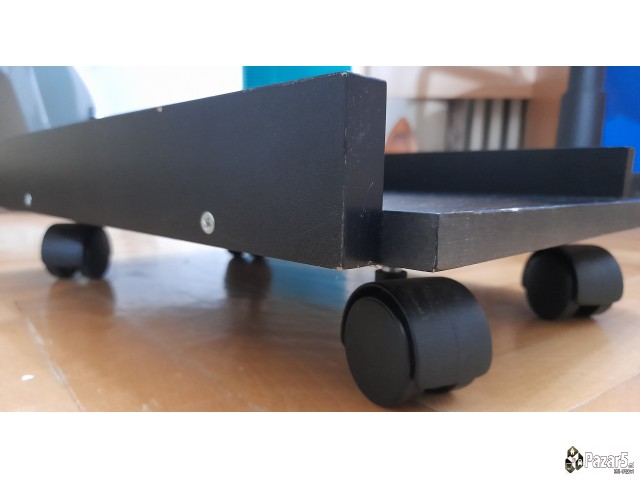 Kompjuter Komplet (+kamera+zvucnici) Odlicen Za On