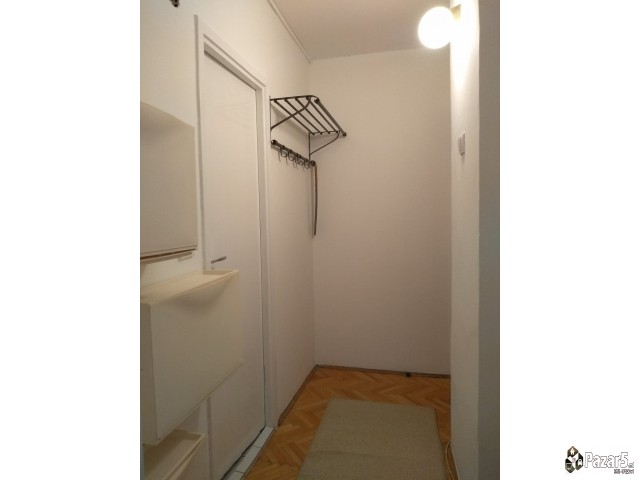 ИЗДАВАМ СТАН ВО КАРПОШ 4